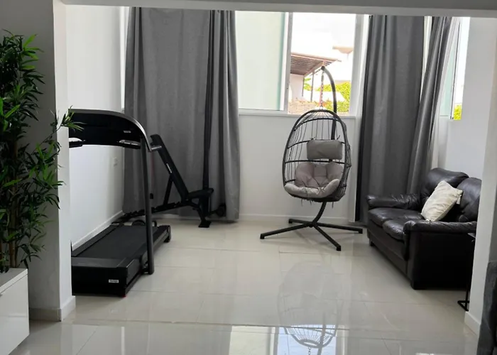 Casa Sara Seaview * Playa Honda (Lanzarote)