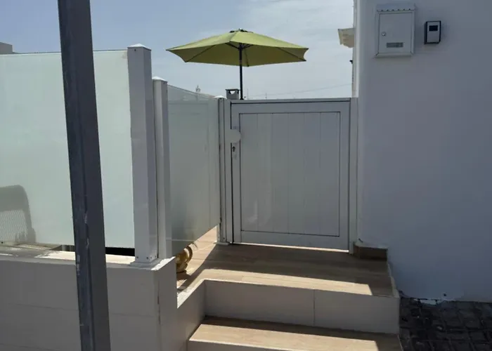 Casa Sara Seaview * Playa Honda (Lanzarote)