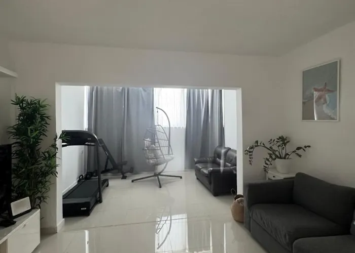 Semesterbostad Casa Sara Seaview Playa Honda (Lanzarote)