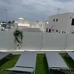 Casa Sara Seaview בית נופש *