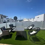 Casa Sara Seaview בית נופש פלאיה הונדה