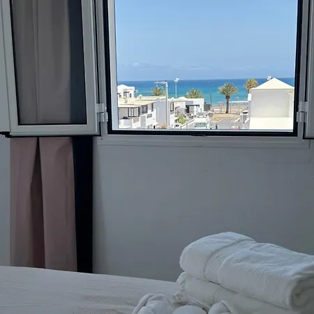 Casa Sara Seaview Ferienhaus Playa Honda (Lanzarote)